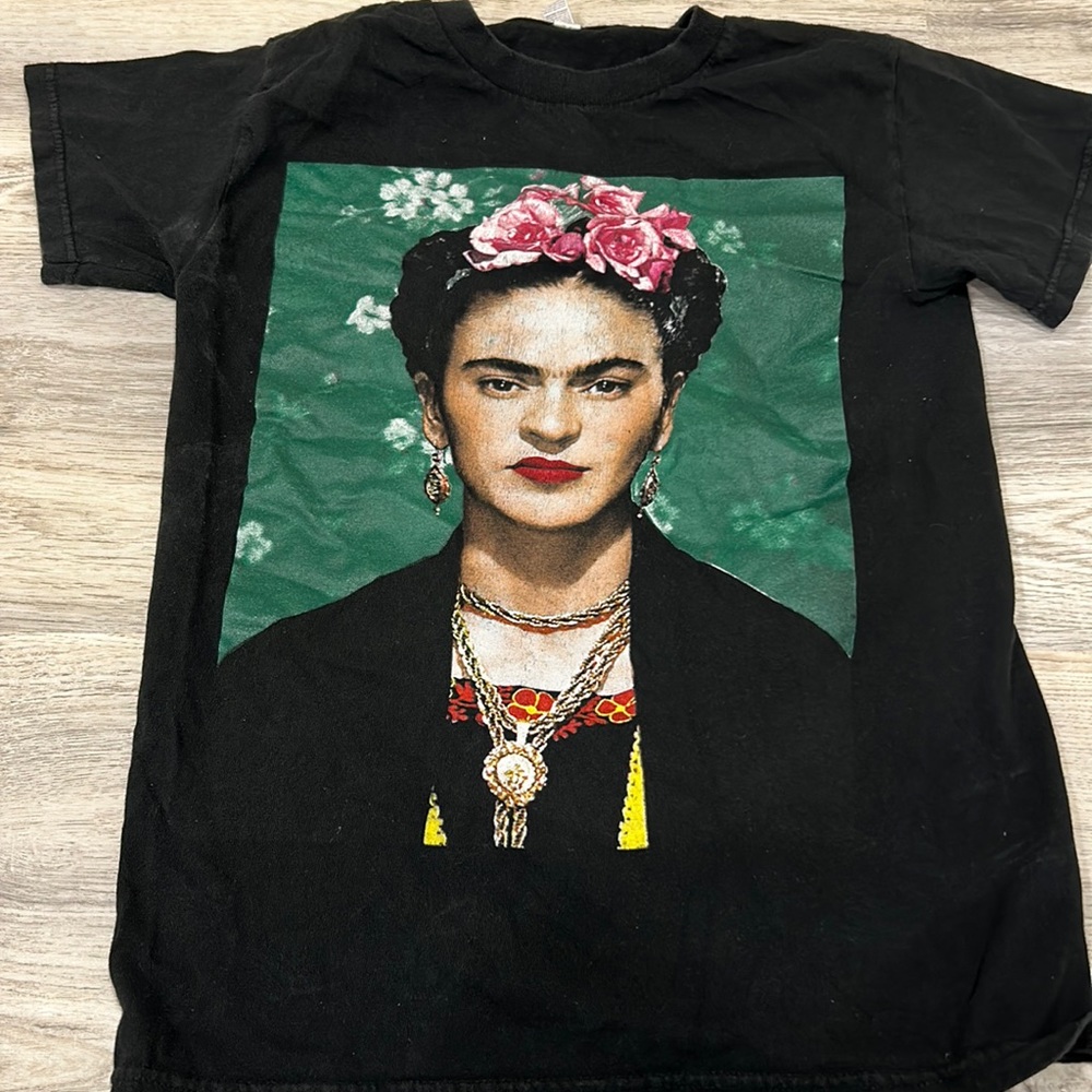 frida kahlo shirt